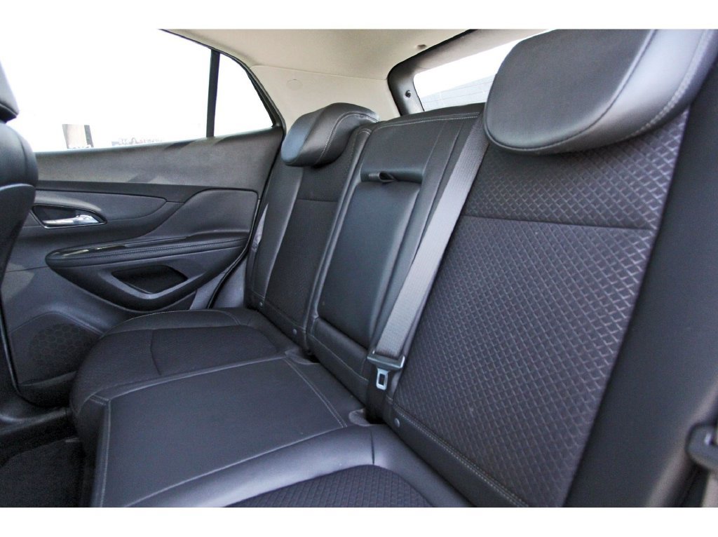 Used 2021 Buick Encore Preferred FWD image 31