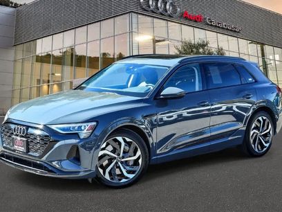 Used 2024 Audi Q8 e-tron Premium Plus w/ Premium Plus Package