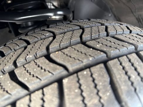 Used 2021 Toyota 4Runner SR5 Premium image 30