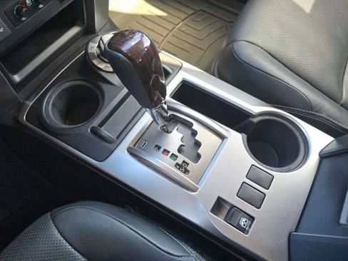 Used 2020 Toyota 4Runner Limited image 28