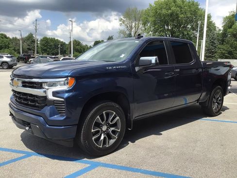 Used 2022 Chevrolet Silverado 1500 LT AWD/4WD image 12