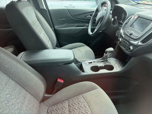 Used 2024 Chevrolet Equinox LT image 9