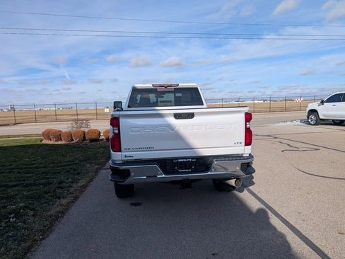 Used 2020 Chevrolet Silverado 2500 LTZ w/ LTZ Plus Package image 10