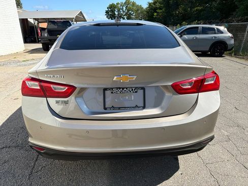 Used 2025 Chevrolet Malibu LS FWD image 3