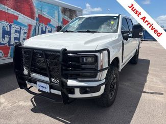 Used 2023 Ford F250 Lariat w/ Lariat Ultimate Package AWD/4WD video 1