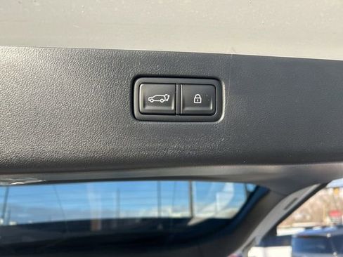 New 2026 Hyundai Ioniq 9 SEL image 30