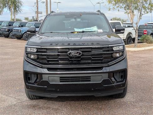 New 2025 Ford Expedition Max Platinum w/ Stealth Performance Package image 33
