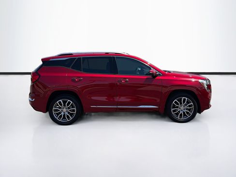 Used 2023 GMC Terrain Denali AWD/4WD image 4