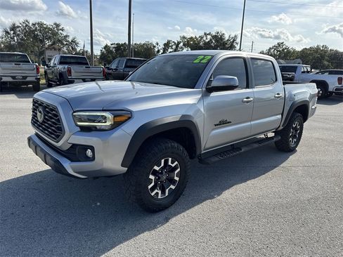 Used 2022 Toyota Tacoma TRD Off-Road image 4