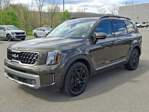 Used 2023 Kia Telluride SX Prestige X-Line AWD/4WD image 3