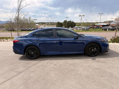 Used 2026 Toyota Camry SE FWD image 9