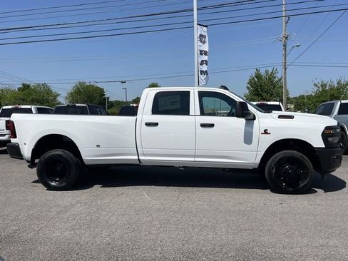New 2026 RAM 3500 Tradesman AWD/4WD image 8