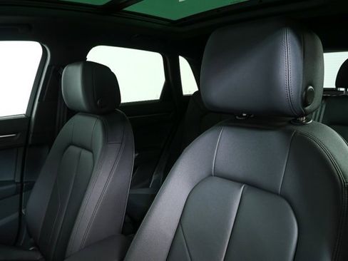 Used 2022 Audi Q3 2.0T Premium w/ Convenience Package image 5