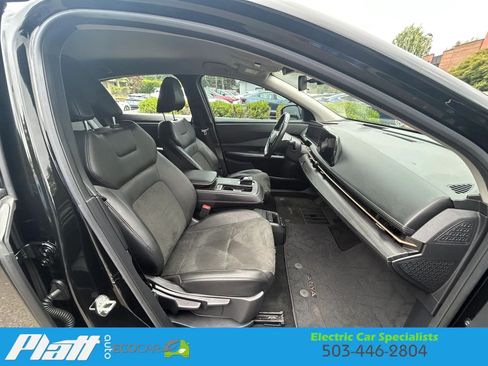 Used 2023 Nissan Ariya FWD image 36