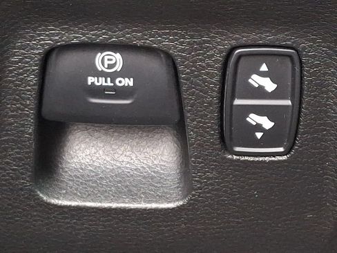 Used 2019 RAM 1500 Rebel w/ Rebel Level 2 Equipment Group AWD/4WD image 24