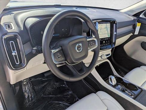 New 2026 Volvo XC40 B5 Plus w/ Protection Package Premier image 3