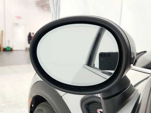 Used 2023 MINI Cooper Countryman S w/ Premium Package image 27