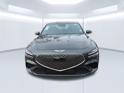 Used 2023 Genesis G70 3.3T RWD image 9
