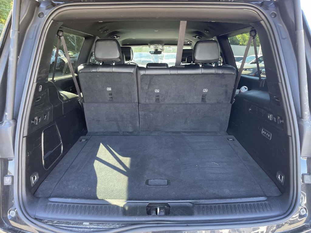 Certified 2024 Jeep Wagoneer L Series II w/ Flexible Seating Group AWD/4WD image 43