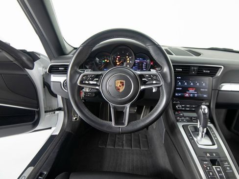 Certified 2017 Porsche 911 Carrera image 18