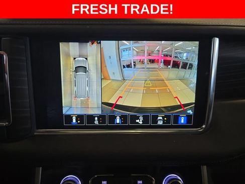 Used 2022 GMC Yukon Denali w/ Denali Premium Package AWD/4WD image 20