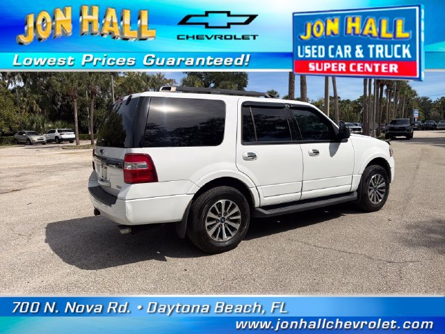 Used 2017 Ford Expedition XLT w/ Equipment Group 201A RWD image 10