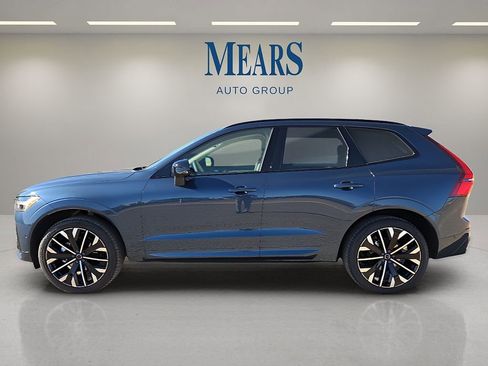 New 2026 Volvo XC60 B5 Ultra w/ Protection Package Premier image 2