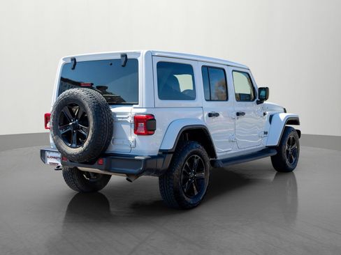 Used 2023 Jeep Wrangler Unlimited Sahara image 7