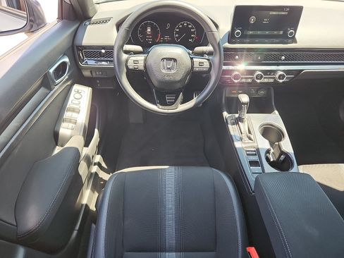 Used 2023 Honda Civic Sport image 11