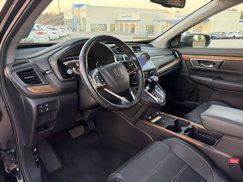 Used 2020 Honda CR-V Touring image 4