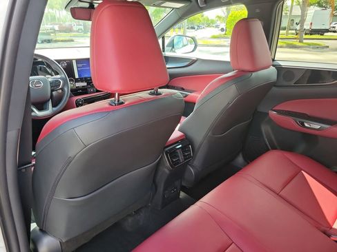 Used 2025 Lexus NX 250 FWD w/ Accessory Package (K3) image 12