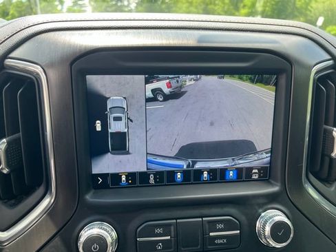 Used 2021 GMC Sierra 1500 AT4 w/ Technology Package AWD/4WD image 25