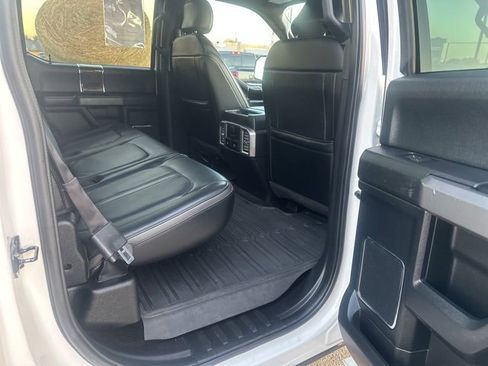 Used 2017 Ford F150 Platinum w/ Equipment Group 701A Luxury image 11