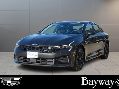 Used 2025 Kia K5 LXS image 1