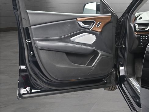 Certified 2023 Acura RDX AWD w/ Advance Package image 9