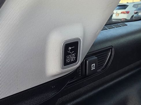 Used 2023 Jeep Grand Cherokee 4WD 4xe image 14