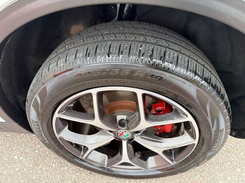 Used 2019 Alfa Romeo Stelvio Ti AWD/4WD image 21