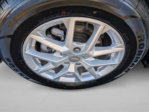 Used 2024 Chevrolet Equinox LT image 21