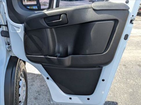 Used 2023 RAM ProMaster 2500 FWD image 21
