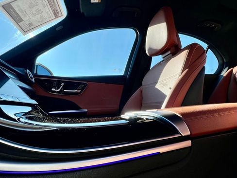 Certified 2023 Mercedes-Benz C 300 4MATIC Sedan image 19