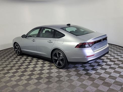 Certified 2026 Honda Accord SE image 9