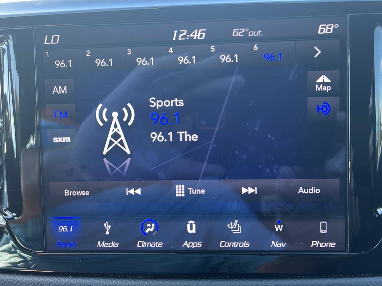 Used 2019 Chrysler Pacifica Touring-L w/ Advanced Safetytec Group FWD image 13