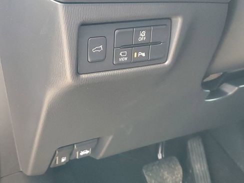 New 2025 MAZDA CX-5 Signature image 9