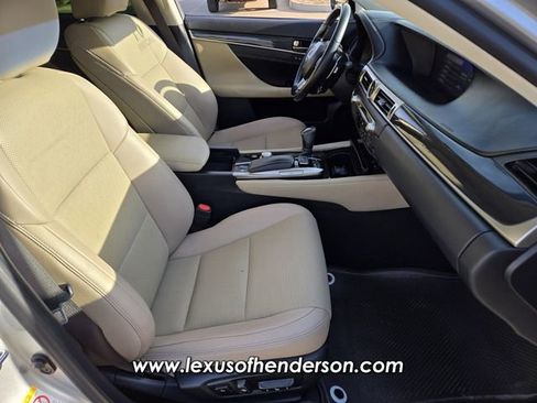 Used 2016 Lexus GS 200t w/ Premium Package RWD image 17