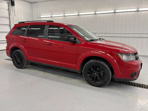 Used 2019 Dodge Journey SE w/ Connectivity Group AWD/4WD image 9