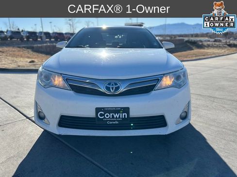 Used 2012 Toyota Camry Hybrid image 2