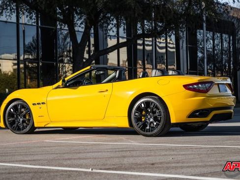 Used 2014 Maserati GranTurismo Sport image 46