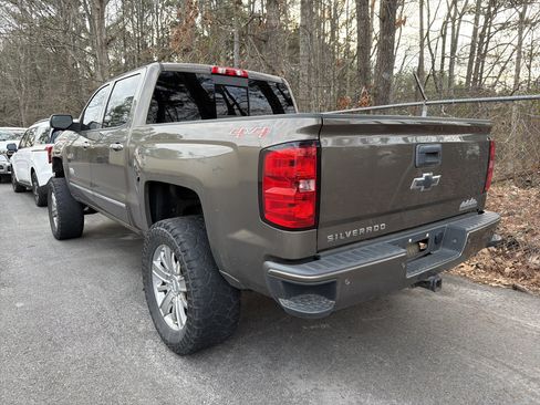 Used 2014 Chevrolet Silverado 1500 High Country w/ High Country Premium Package image 5
