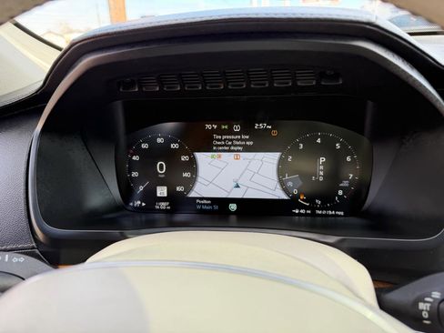 Used 2018 Volvo XC90 T6 Inscription w/ Convenience Package image 38