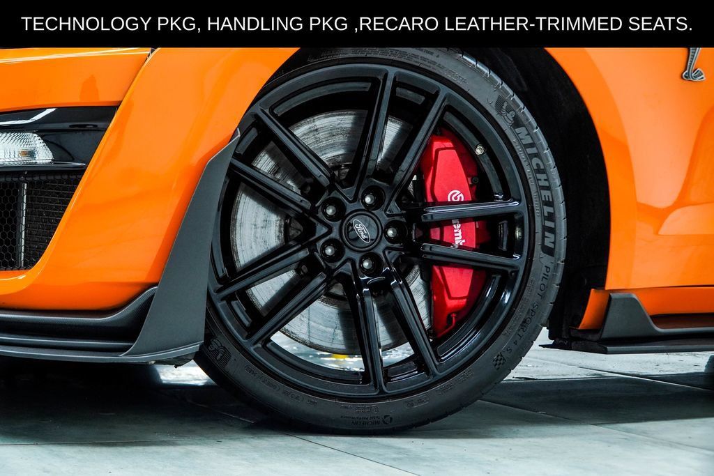 Used 2021 Ford Mustang Shelby GT500 w/ Technology Package RWD image 7